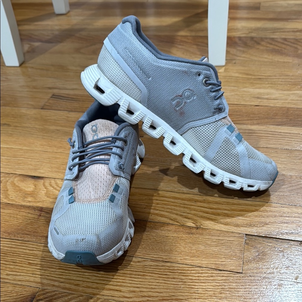On Running Light Gray Athletic Shoes